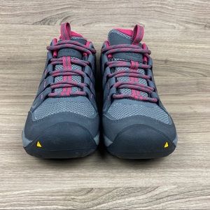Keen Women’s Oakridge Hiking Shoes Magnet Rose